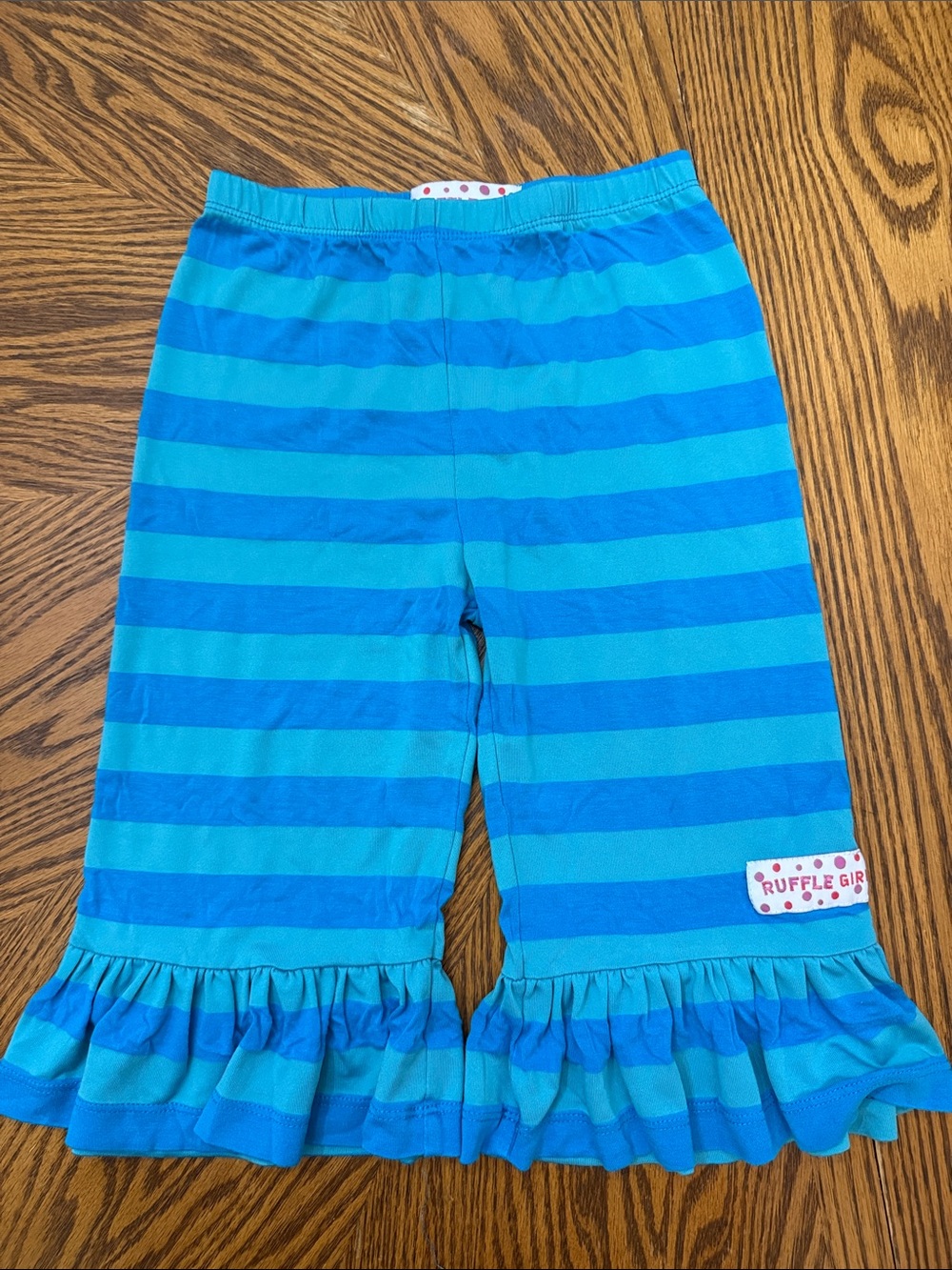 Ruffle Girl Multi Blue Wide Stripe Elastic Waist Ruffle Hem Shorts Sz 6 like New